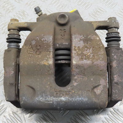 Etrier de frein avant droit Mercedes-benz CITAN Camionnette-Monospace (W415) 109 cdi (415.601, 415.603, 415.605) (2012-2021)