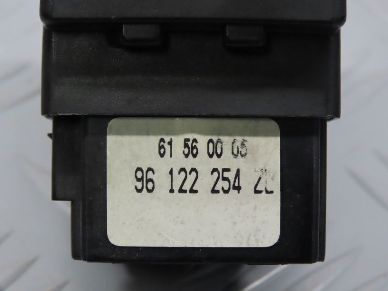Commande eclairage Citroën JUMPY Camionnette (BS_, BT_, BY_, BZ_) 1.6 i (1995-2000)