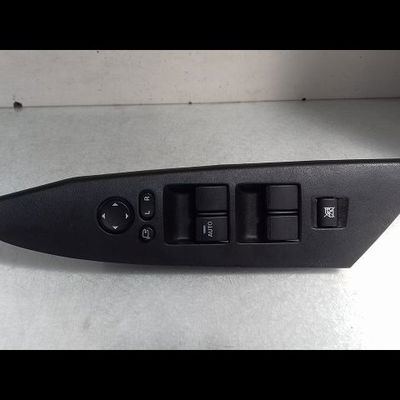 Commande lève-glace porte avant gauche Mazda 3 (BL) 1.6 mz-cd (bl14) (2008-2013)