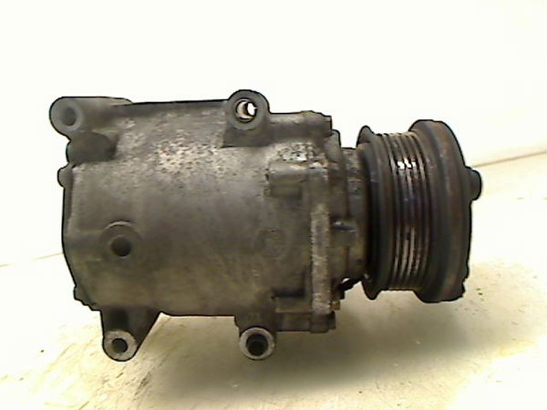 Compresseur air conditionne Ford FOCUS I (DAW, DBW) 1.8 tdci (2001-2004)