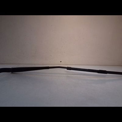 Bras essuie-glace avant droit Audi A3 Sportback (8VA, 8VF) 2.0 tdi quattro (2013-2018)