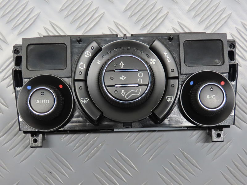 Commande de chauffage Peugeot 3008 Monospace (0U_) 2.0 hdi hybrid4 (0urhca) (2011-2016)
