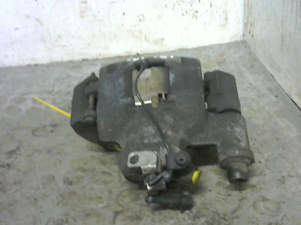 Etrier de frein avant droit Ford KA (RU8) 1.2 (2008-2016) 3 portes