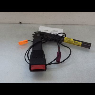 Ancrage ceinture avant droit Ford FOCUS II (DA_, HCP, DP) 1.8 tdci (2005-2012)