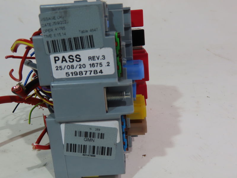 Boite a fusibles Fiat PANDA (312_, 319_) 1.2 (312pxa1a) (2012)