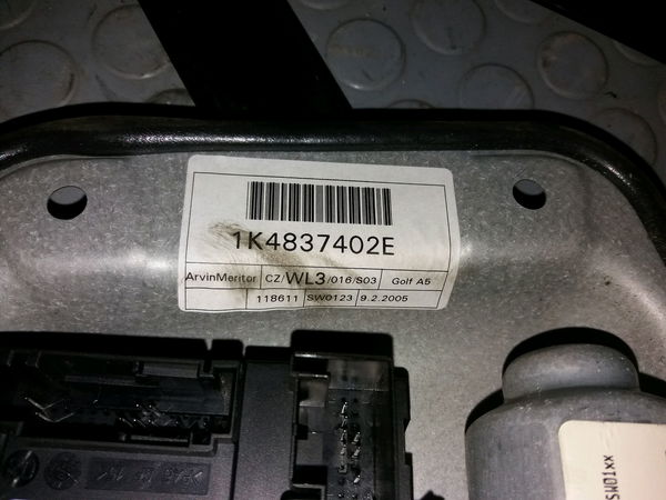 Mecanisme  moteur lève-glace avant droit VOLKSWAGEN GOLF V Phase 1 11-2003--10-2008 2.0 TDI 140ch