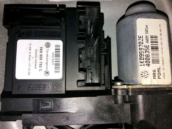 Mecanisme  moteur lève-glace avant droit VOLKSWAGEN GOLF V Phase 1 11-2003--10-2008 2.0 TDI 140ch