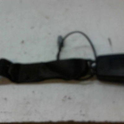 Ancrage ceinture arrière droit Renault TWINGO III (BCM_, BCA_) 1.0 sce 70 (2014) 5 portes