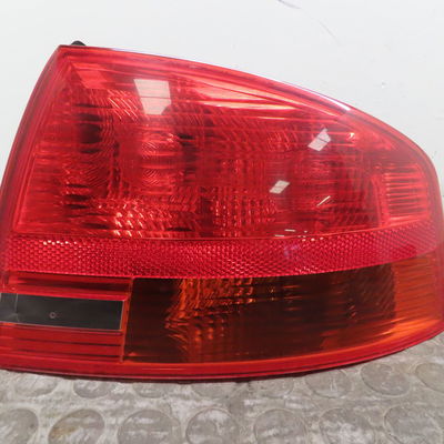 Feu arrière droit Audi A4 B7 (8EC) 2.0 tdi 16v (2004-2008) 4 portes