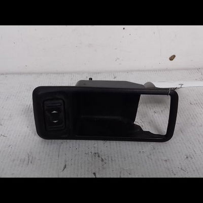 Commande leve-glace porte arrière gauche Ford FOCUS C-MAX (DM2) 2.0 tdci (2003-2007)