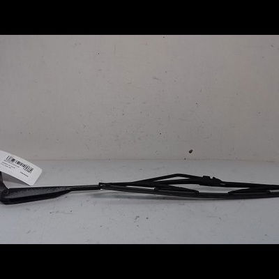 Bras essuie-glace avant droit Peugeot 106 II (1A_, 1C_) 1.1 i (1996-2004)