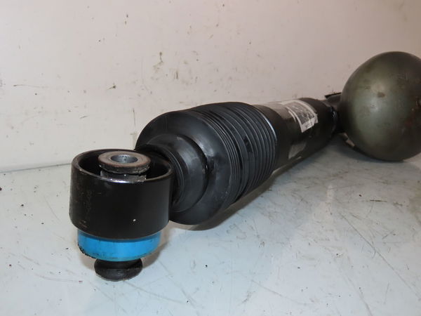 Verin suspension    arg CITROEN C6