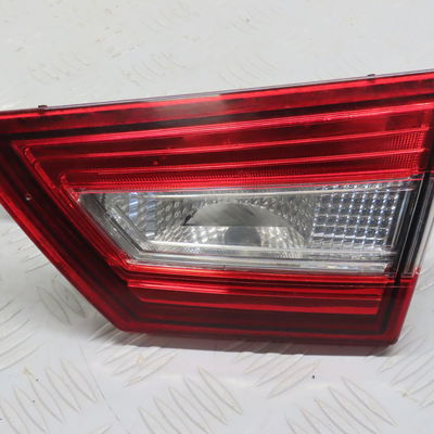 Feu arrière intérieur droit Renault CLIO IV (BH_) 1.5 dci 75 (2012) 5 portes