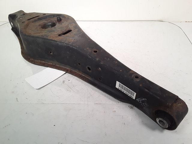 Triangle inf ard Volkswagen PASSAT B6 Variant (3C5) 2.0 tdi 16v 4motion (2005-2010)