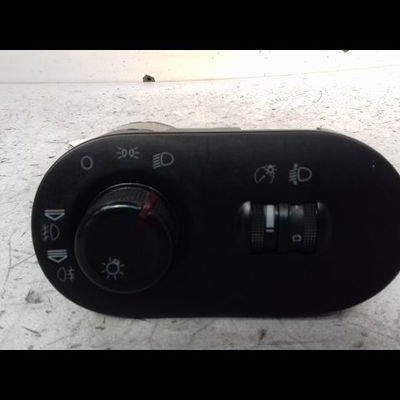 Interrupteur commande de phares Seat IBIZA III (6L1) 1.4 tdi (2002-2005)