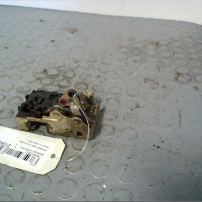 Serrure porte avd Peugeot 205 II (20A-C) 1.9 diesel (1987-1998)