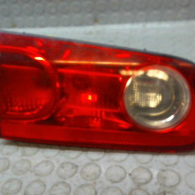 Feu arrière interieur gauche Renault LAGUNA II (BG0-1_) 1.9 dci (bg1a, bg1w, bg0g) (2005-2007)
