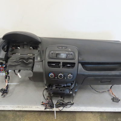 Planche de bord Renault CLIO IV (BH_) 1.5 dci 75 (2012) 5 portes
