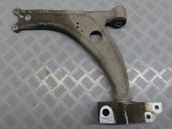 Triangle inf avg Volkswagen PASSAT B6 Variant (3C5) 1.8 tsi (2007-2011)