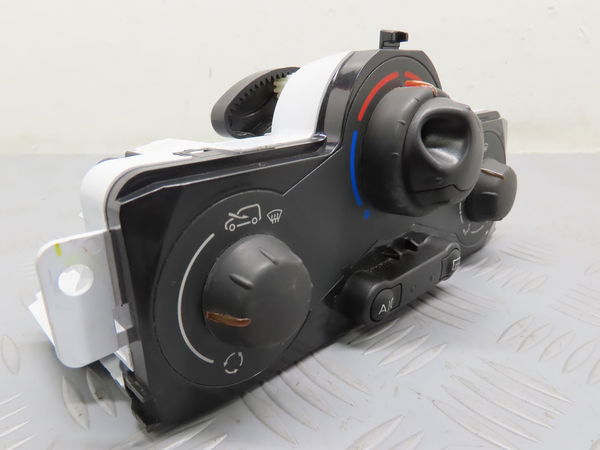 Commande de chauffage Renault KANGOO Express (FW0-1_) 1.5 dci 90 (fw0g, fw05, fw08, fw11) (2009) 4 portes