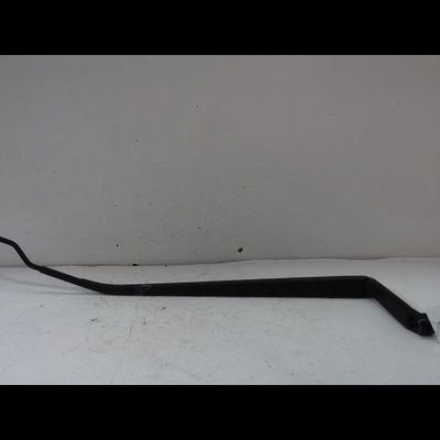 Bras essuie-glace avant droit Suzuki SX4 (EY, GY) 2.0 ddis 4x4 (rw 420d) (2009)