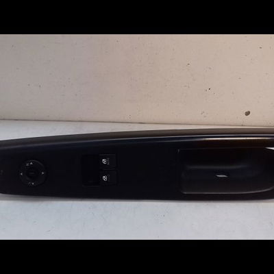 Commande lève-glace porte avant gauche Kia CEE'D SW (ED) 1.6 crdi 115 (2007-2012)