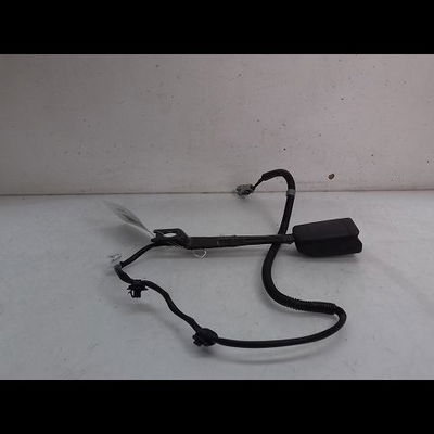 Ancrage ceinture avant gauche Toyota VERSO (_R2_) 1.6 d4-d (war20_) (2013-2018)