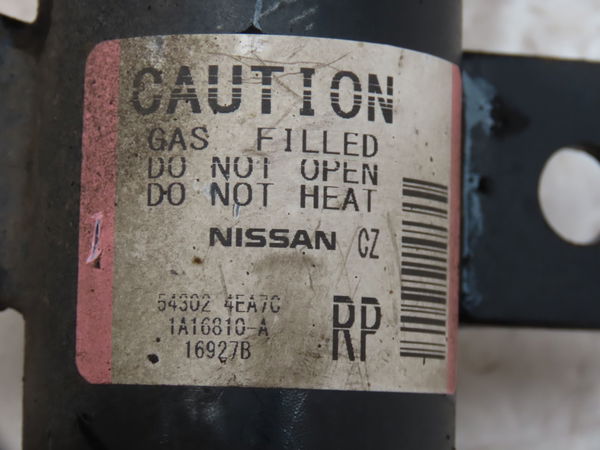 Amortisseur avant droit Nissan QASHQAI II SUV (J11, J11_) 1.6 dci (2013)