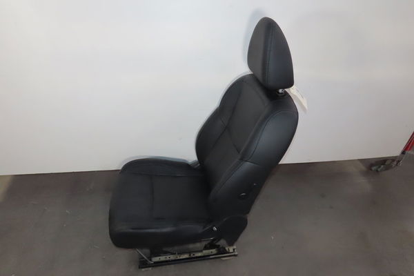 Siège avant droit Nissan QASHQAI II SUV (J11, J11_) 1.6 dci (2013)