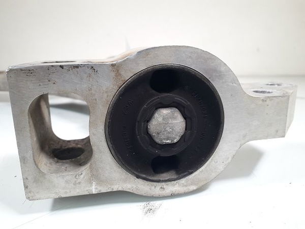 Triangle inf avg Audi Q3 (8UB, 8UG) 2.0 tdi (2011-2018)