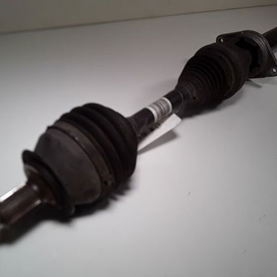 Transmission avant droite Mercedes-benz CLA Coupé (C117) Cla 220 cdi - d (117.303) (2013-2019)