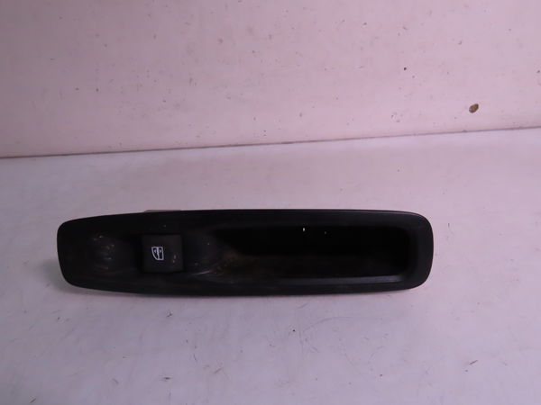 Commande leve-glace porte arrière gauche Renault MEGANE IV 3-5 portes (B9A-M-N_) 1.0 tce 115 (b9md, b9mw) (2020)