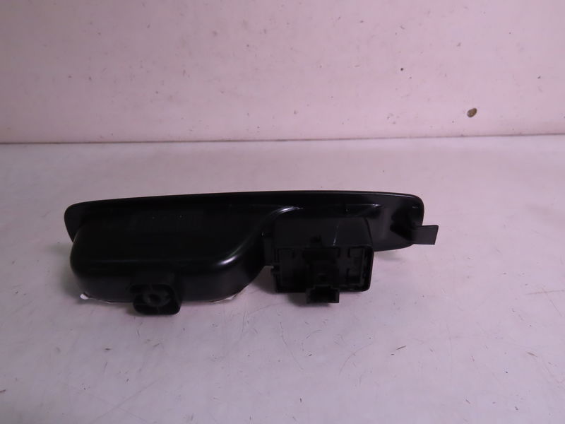 Commande leve-glace porte arrière gauche Renault MEGANE IV 3-5 portes (B9A-M-N_) 1.0 tce 115 (b9md, b9mw) (2020)