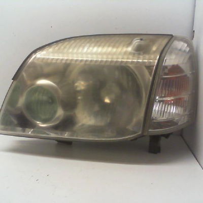 Feux av g Nissan X-TRAIL I (T30) 2.2 di 4x4 (2001-2005)