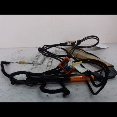 Ancrage ceinture avant droit Alfa romeo 159 Sportwagon (939_) 1.9 jtdm 16v (939bxc1b, 939bxc12) (2006-2011)