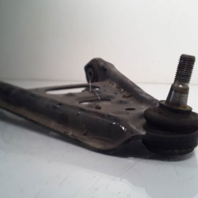 Triangle inf avg Smart FORTWO Cabrio (451) 1.0 turbo brabus (451.433) (2010)