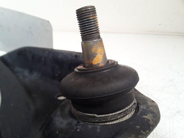 Triangle sup avd Mazda 6 Hatchback (GG) 2.0 (gges) (2002-2007)
