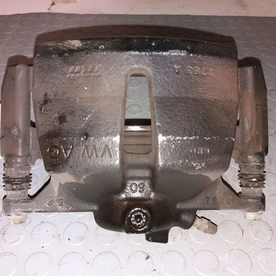 Etrier de frein avant droit Audi A3 (8V1, 8VK) S3 quattro (2013-2014)