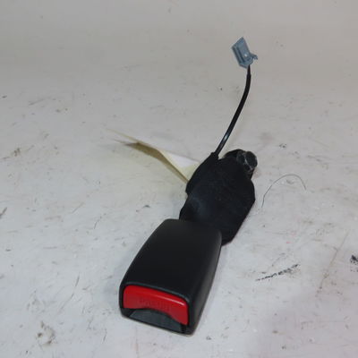 Ancrage ceinture arrière gauche Renault CAPTUR I (J5_, H5_) 1.5 dci 90 (2013) 5 portes