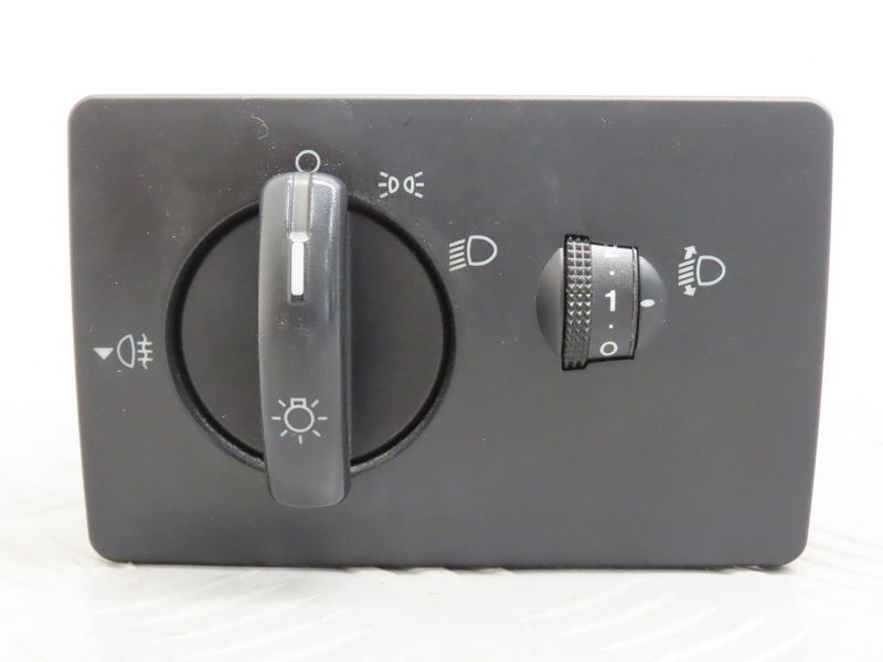 Interrupteur commande de phares Ford FIESTA V (JH_, JD_) 1.4 tdci (2001-2008) 5 portes