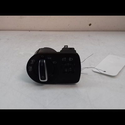 Interrupteur commande de phares Audi A1 (8X1, 8XK) 1.6 tdi (2011-2015) 3 portes