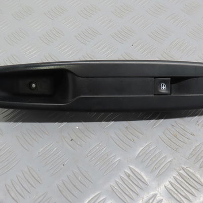 Commande lève-glace porte avant droite Renault SCÉNIC III (JZ0-1_) 1.9 dci (jz0j, jz1j, jz1k, jz1s) (2009)