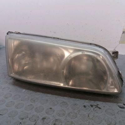 Phare droit Hyundai H-1 Camionnette (A1) 2.5 td (2000-2000)