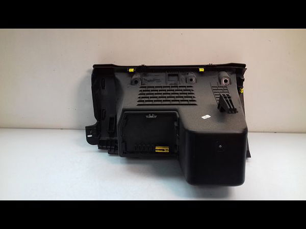 Boite à gants Renault TWINGO III (BCM_, BCA_) 1.0 sce 70 (bcmb) (2015) 5 portes