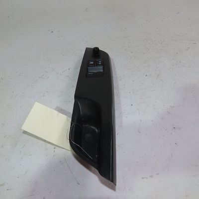 Commande lève-glace porte avant gauche Suzuki SWIFT IV (FZ, NZ) 1.2 (azh 412) (2010)