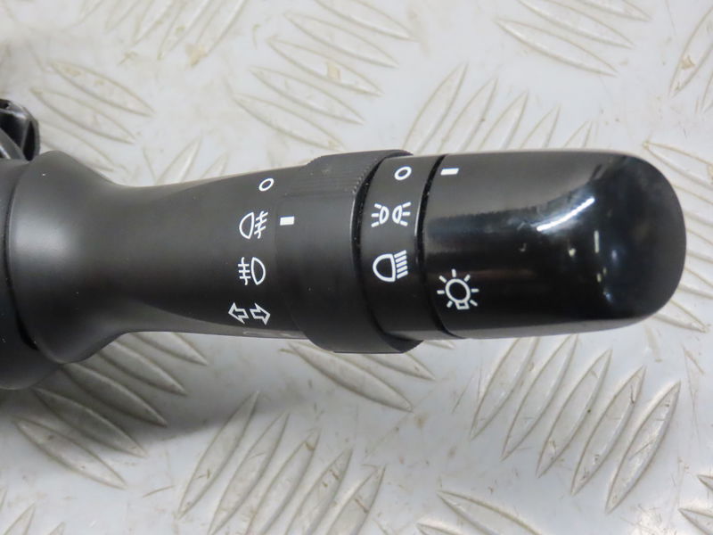 Commande eclairage Toyota AURIS (_E15_) 1.4 d-4d (nde150_) (2007-2012) 3 portes
