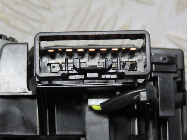 Commande eclairage Toyota AURIS (_E15_) 1.4 d-4d (nde150_) (2007-2012) 3 portes