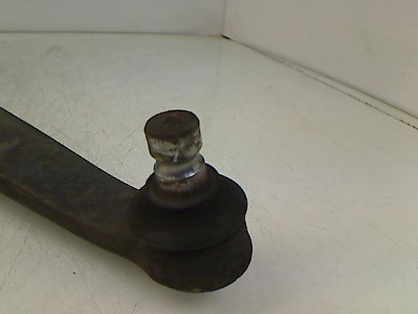 Triangle inf avd PEUGEOT 206