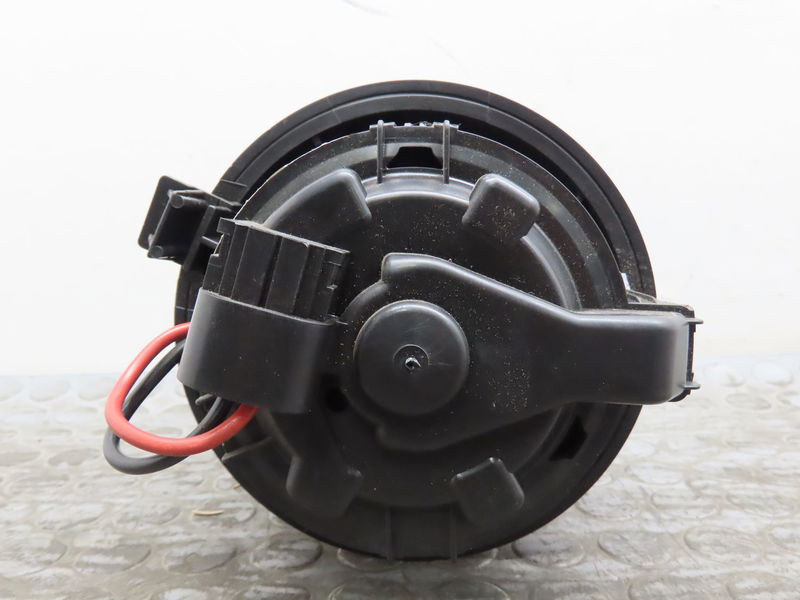 Ventilateur de chauffage Peugeot 208 I (CA_, CC_) 1.6 hdi - bluehdi 75 (2013) 5 portes