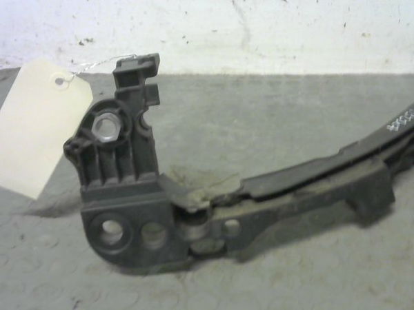 Support calandre g Volkswagen GOLF VI (5K1) 1.6 tdi (2009-2012) 5 portes